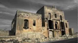 preview picture of video 'Urban Exploration - Deserted Villa (Marsaxlokk, Malta)'