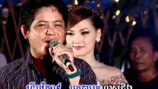 ទើបតែ 19 Vol 001