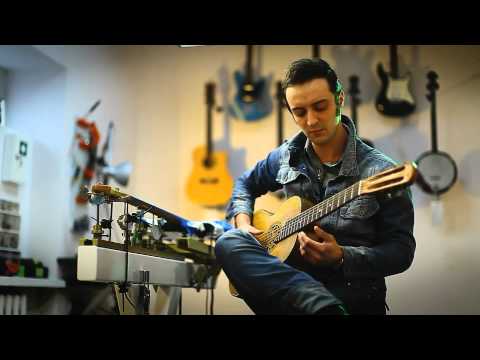 Mike Gowin - Parlour Guitar test