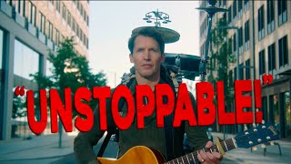 Kadr z teledysku Unstoppable tekst piosenki James Blunt