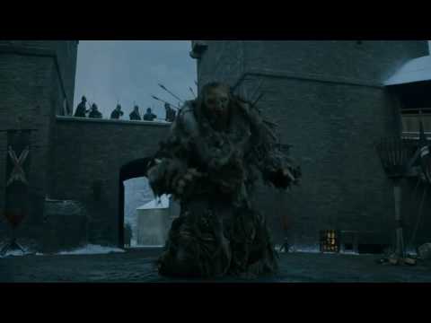 Game of Thrones S06E09 - Wun Wun ( the giant) is killed storming Winterfell