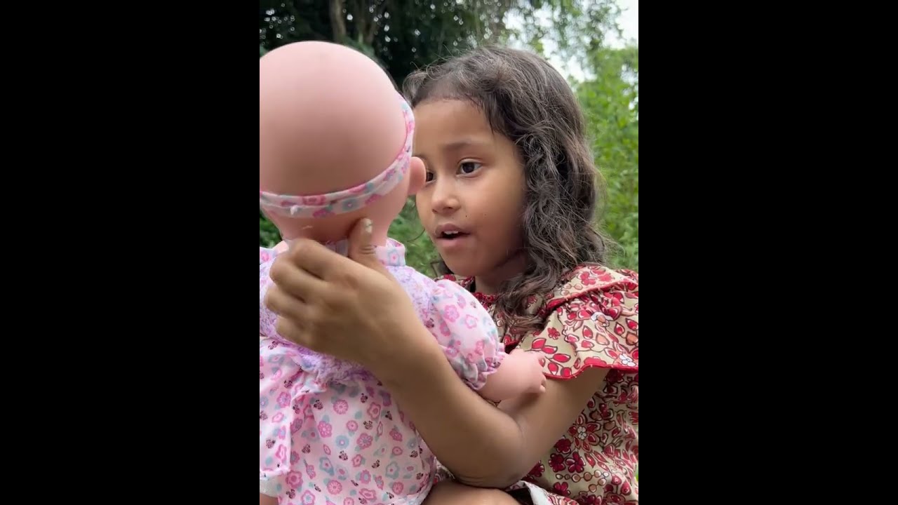 Mãe abandon@ filha em fazenda, mas não esperava por isso