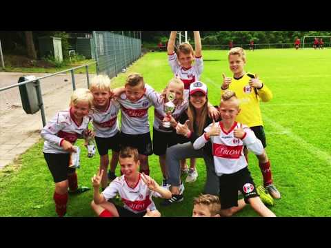 vv Hoogland J09-2 bij het toernooi vv 't Vliegdorp 10 juni 2017
