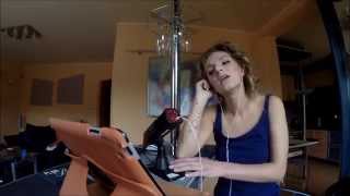 Video thumbnail for Sarsa Markiewicz presents Line 6 Sonic Port VX by Lauda Central Europe