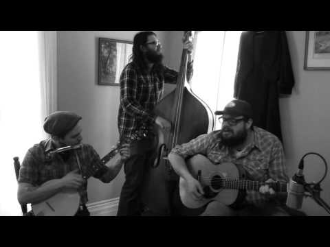 Kitchen Song No 12 : The Tillers playing Weary Soul