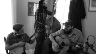 Kitchen Song No 12 : The Tillers playing Weary Soul