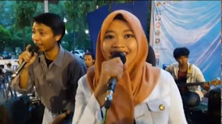 Download lagu IT Fest 2017 seniman gadungan  - Kroncong Gado -Gado mp3