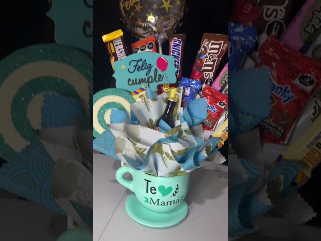 Vídeo relacionado con Taza personalizada con nombre. Taza con Dibujo de Gato Estilo Anime. Tazas Originales para Regalar. Regalo Friki. Decoración Japonesa. Regalos Gato. Taza cerámica 330ml. Taza Grande Desayuno Negra