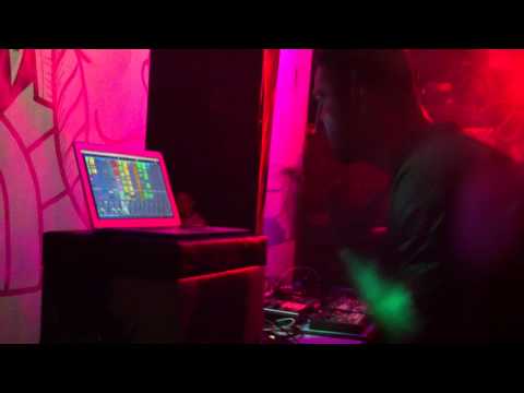 23.05.2015 ◆ GRUNDFREQUENZ BERLIN (Acid Noise Live)