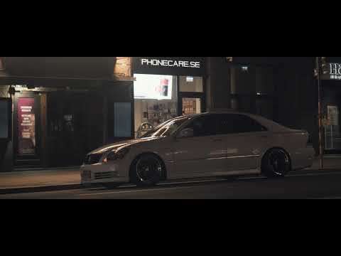 Stockholm midnight cruise. Anothai's Toyota Crown. | 4K
