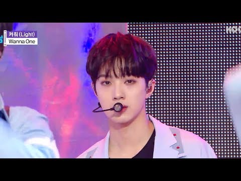 Wanna One - Lightㅣ워너원 - 켜줘 [Show Music Core Ep 591]