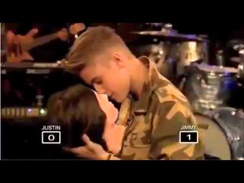Justin Bieber - snl- french Kiss