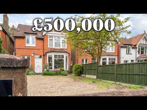 Inside a £500,000 West London apartment with Beautiful Private Garden