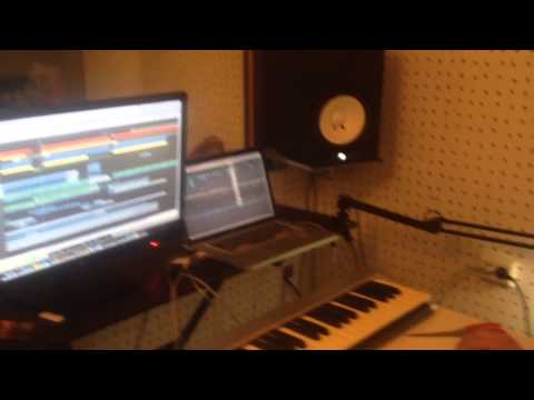 Making bassline in our remix on Narcoleptic Super Soul