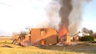 preview picture of video 'Structure Fire Training Burn - Time Lapse 12/20/2014'