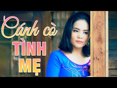 Thể hiện bởi Nhã Vân
