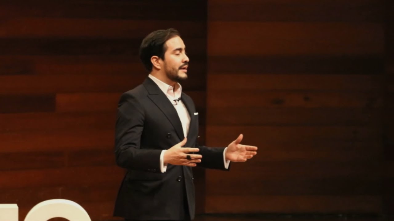 ¿Cómo se puede persuadir e influir como todo un agente 007? | Felipe Riaño Jaramillo | TEDxUTADEO