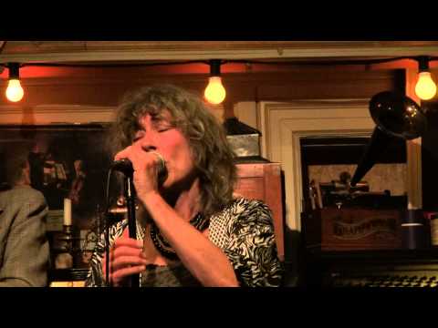 Wee Midnight Hour Blues - Barrelhouse