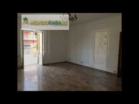 MARCELLINA Appartamento in Affitto  salone cucina con 2 camere e terrazzo buono stato.