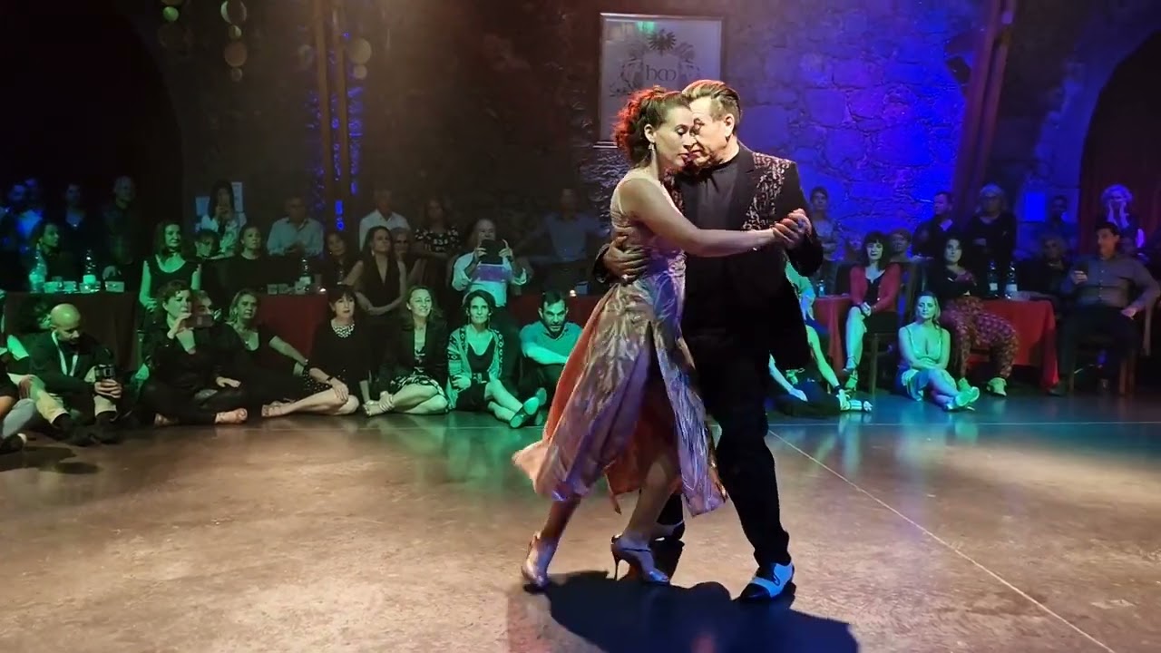 Chicho Frumboli e Juana Spulveda no Milongueros All Aboard em 26/11/22. 2/6