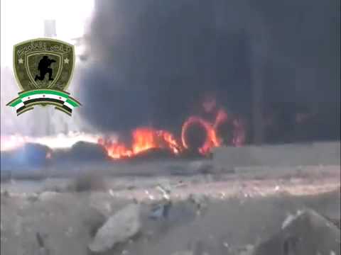 تدمير دبابة بعد استهدفها من قبل لواء الفجر في معضمية الشام في ريف دمشق