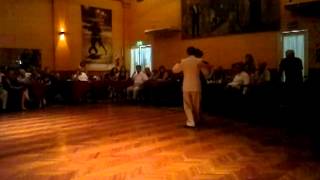 Juan Martin Carrara y Stefania Colina - A Evaristo Carriego