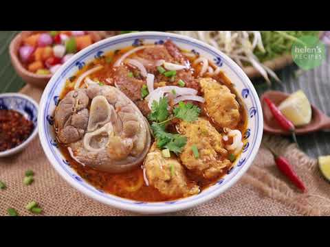 BUN BO HUE - Vietnamese Spicy Beef Noodle Soup | Helen's Recipes