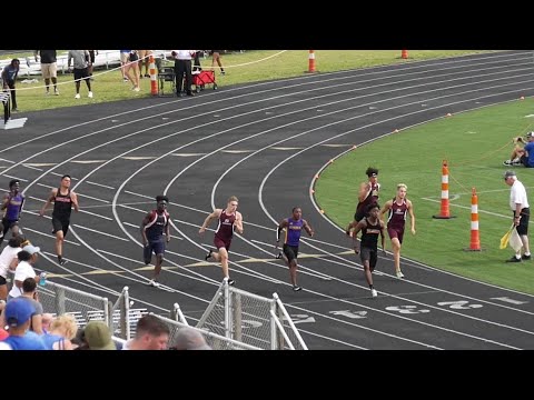 Close Finish in Boys 200m Final - 2021 OHSAA D1 District 1