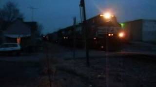 preview picture of video 'First Railfan outing since August! Muncie, Indiana 2/20/11'