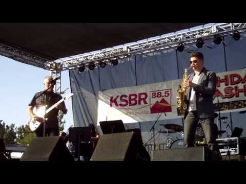 Kickin' It Hard - Chieli Minucci @ 2015 KSBR Bash (Smooth Jazz Family)