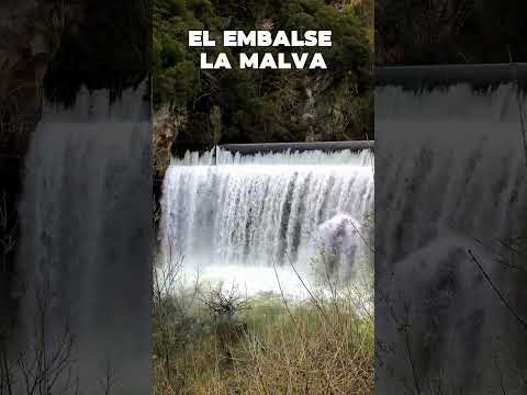 Imponente e impresionante embalse La Malva. #asturias #nature #naturaleza #cascada