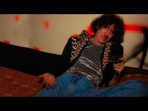 Charly Garca video Entrevista en su casa - CM 1999