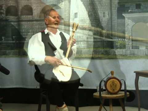 Djuka Vukan - Badnje vece - (LIVE) – Guslarsko jutro - (TV Duga Plus 2014)