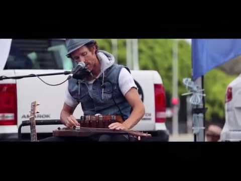 Juzzie Smith @ Blues on Broadbeach 2016 playing Little Melody
Juzzie Smith @ Blues on Broadbeach 2016 playing Little Melody