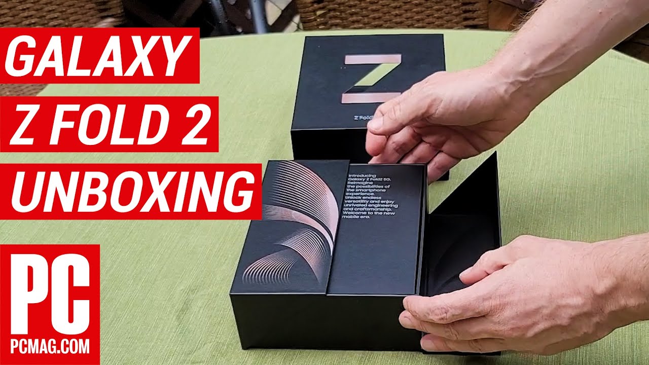 Unboxing the Samsung Galaxy Z Fold 2