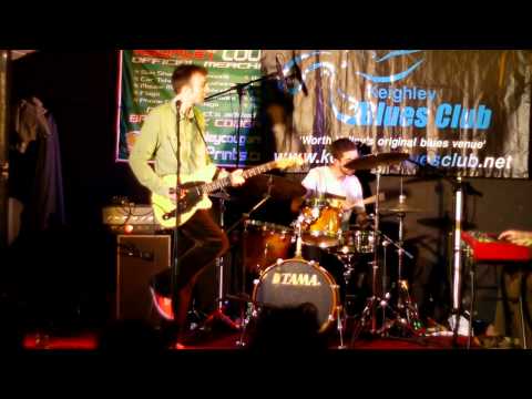 The Paul Garner Band: Looking For Something (Keighley Blues Club)