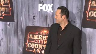 Vince Vaughn Red Carpet Fashion - ACCAs 2014 video