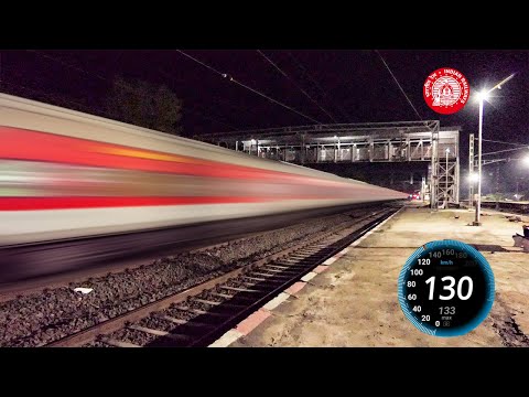 130KMPH Speed Supremacy : Heavy Night Rail Traffic in the Bina-Bhopal-Itarsi Route | Indian Railways