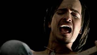 Tommy Torres, De Rodillas. Video Clip.