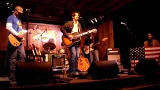 Band of Heathens - Right Here With Me