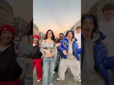 Crewnique 🔛🔝 #chiara #crewnique #chiarasam #dance #shorts