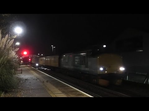 37423 & 37422 with HELLFIRE THRASH through Brundall 