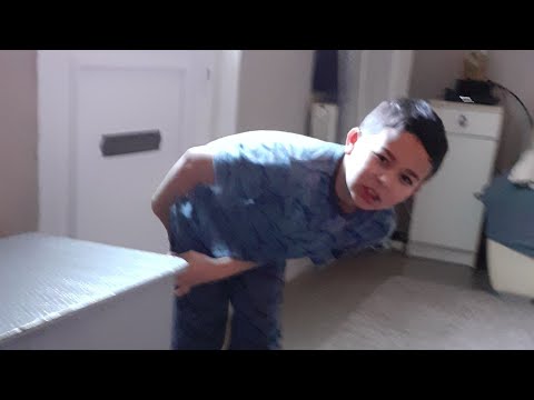 Mon frère me prank et mes fesse se se sont éclatés