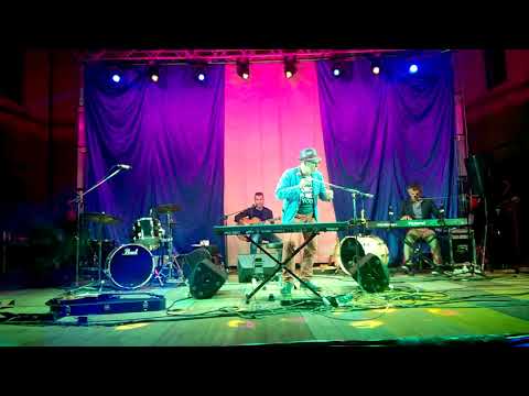 Francesco Baccini    Troppa birra nei bar