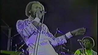 Earth Wind and Fire - Can&#39;t Let Go    Live 1980 Brazil