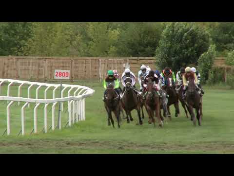 9. dostih - Cena kurýrní služby Messenger - dostihy Velká Chuchle 8. 9. 2019