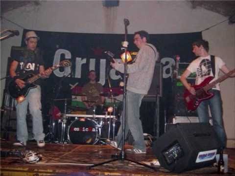 download lagu mp3 mp4 Desdicha, download lagu Desdicha gratis, unduh video klip Desdicha