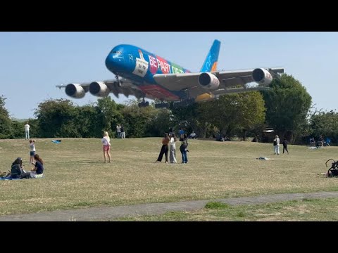 🔥 Everyone Films as Emirates A380 “Destination Dubai” ✈️ The Giant Arrives at Heathrow💎#blueemirates