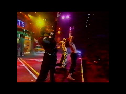 EYC win the Smash Hits Show on the Road award [4K]