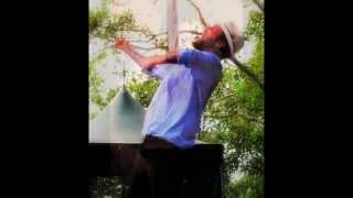 La porta è aperta dall&#39;album ITALIA1988-2012@Lorenzo Jova Cherubini